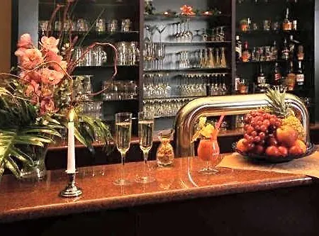 Stadthotel Hotel 4*